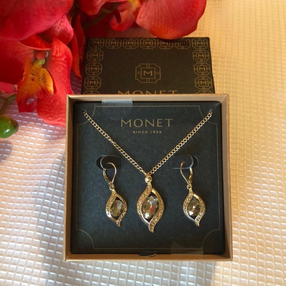 -SOLD_Monet Brown Cryst-Ornament Necklace Earrings - Picture 3 of 7